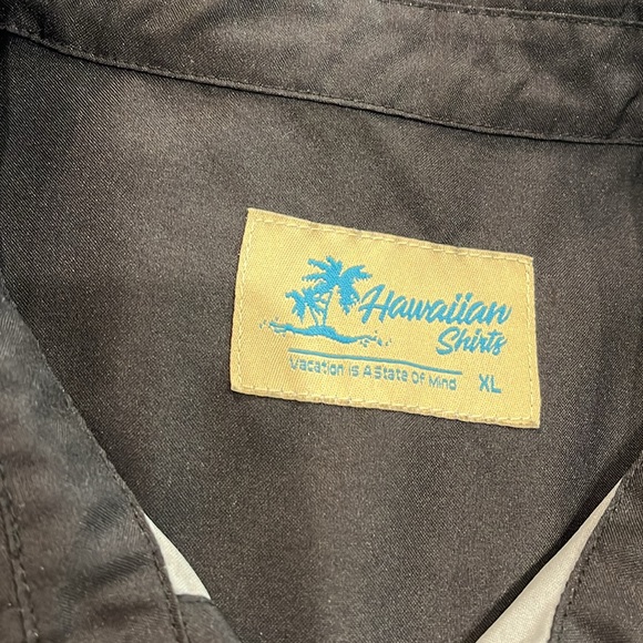 Men’s Hawaiian Shirt with Piano Keys and Musical Notes. XL Excellent condition - Picture 5 of 9